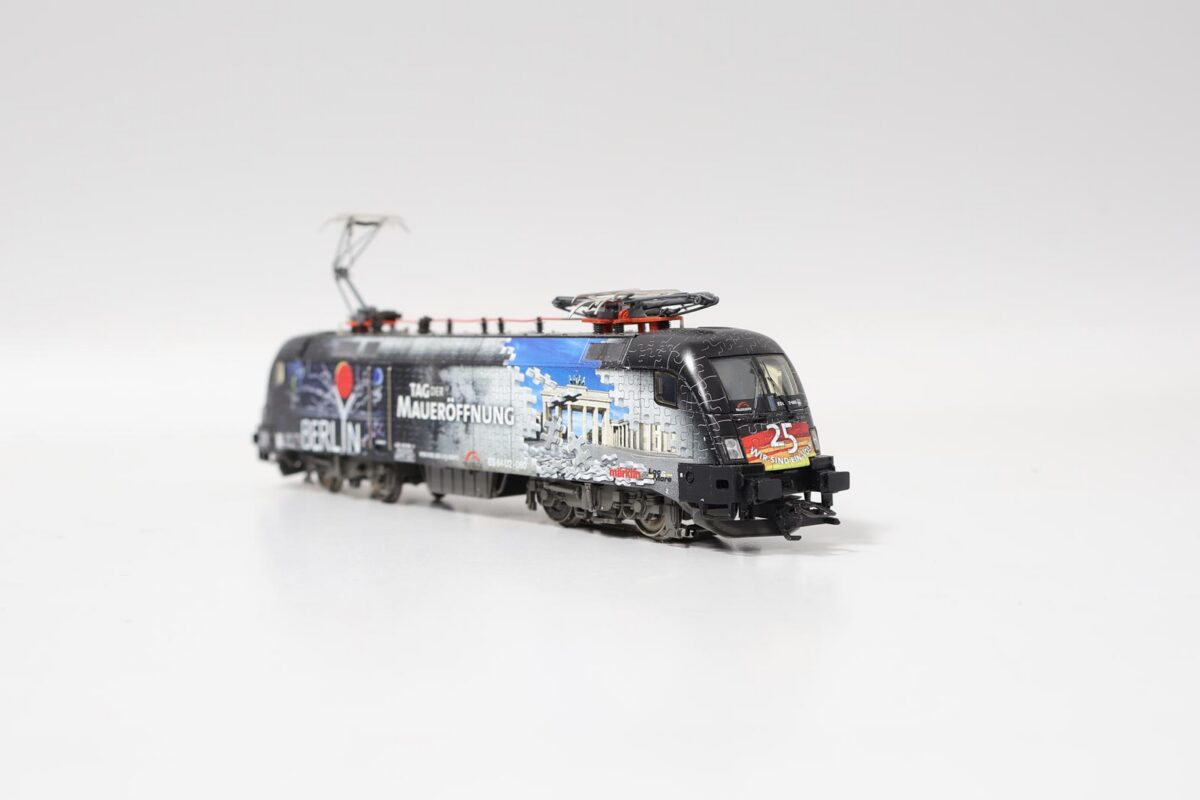 Märklin 39846 E lok Taurus 25 jahre Deutsche wiedervereinigung MRCE - Afbeelding 2