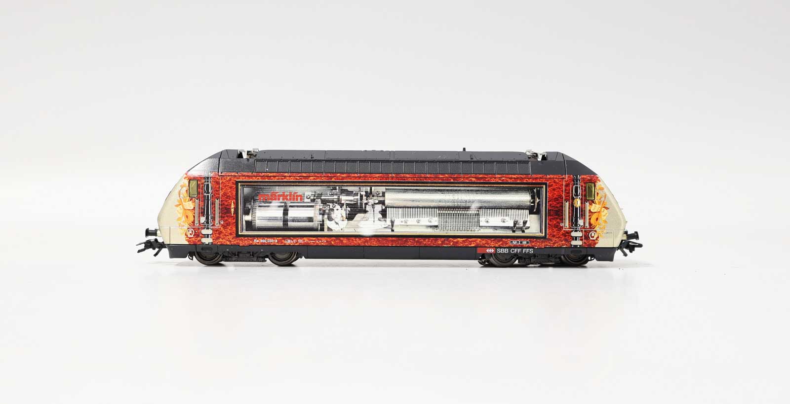 IMG_8949 Märklin 39601 digitale elektrische locomotief Re460 Musik SBB - Afbeelding 1